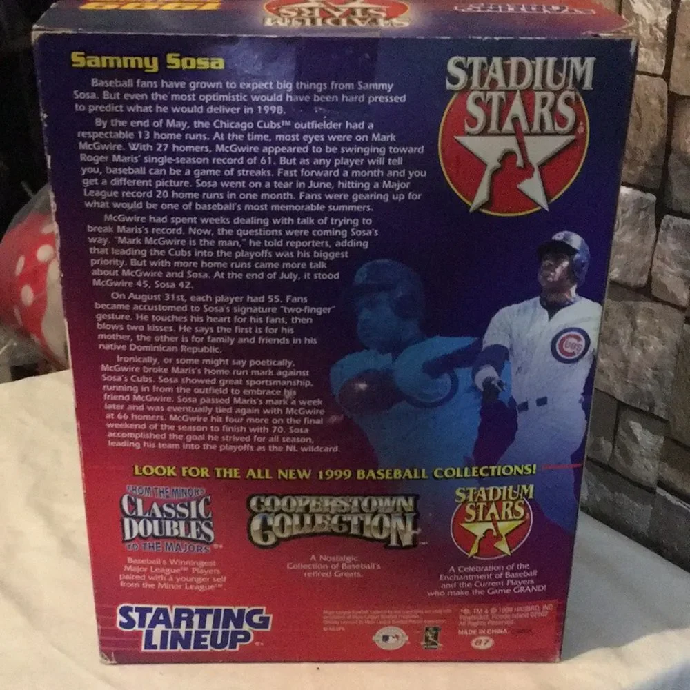 Stadium Stars Sammy Sosa Figure